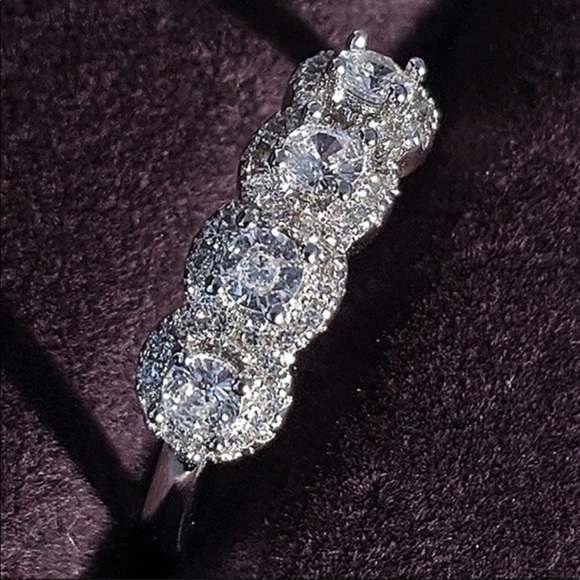 ETERNITY 925 STERLING SILVER DIAMOND BAND RING, CUTE RING, SHINY RING. - Picture 4 of 7